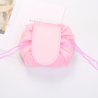 Kosmetka™ – elegancka kosmetyczka w formie worka