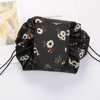 Kosmetka™ – elegancka kosmetyczka w formie worka