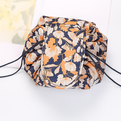 Kosmetka™ – elegancka kosmetyczka w formie worka