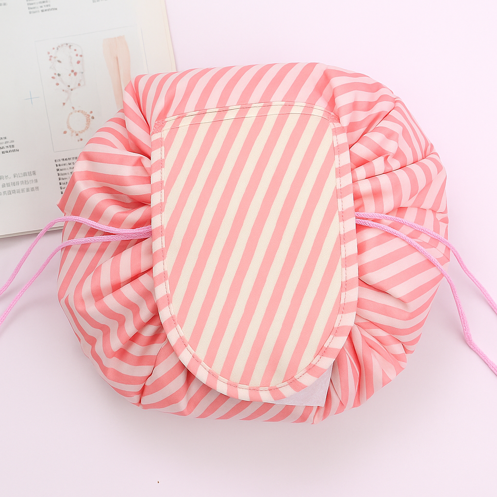 Kosmetka™ – elegancka kosmetyczka w formie worka